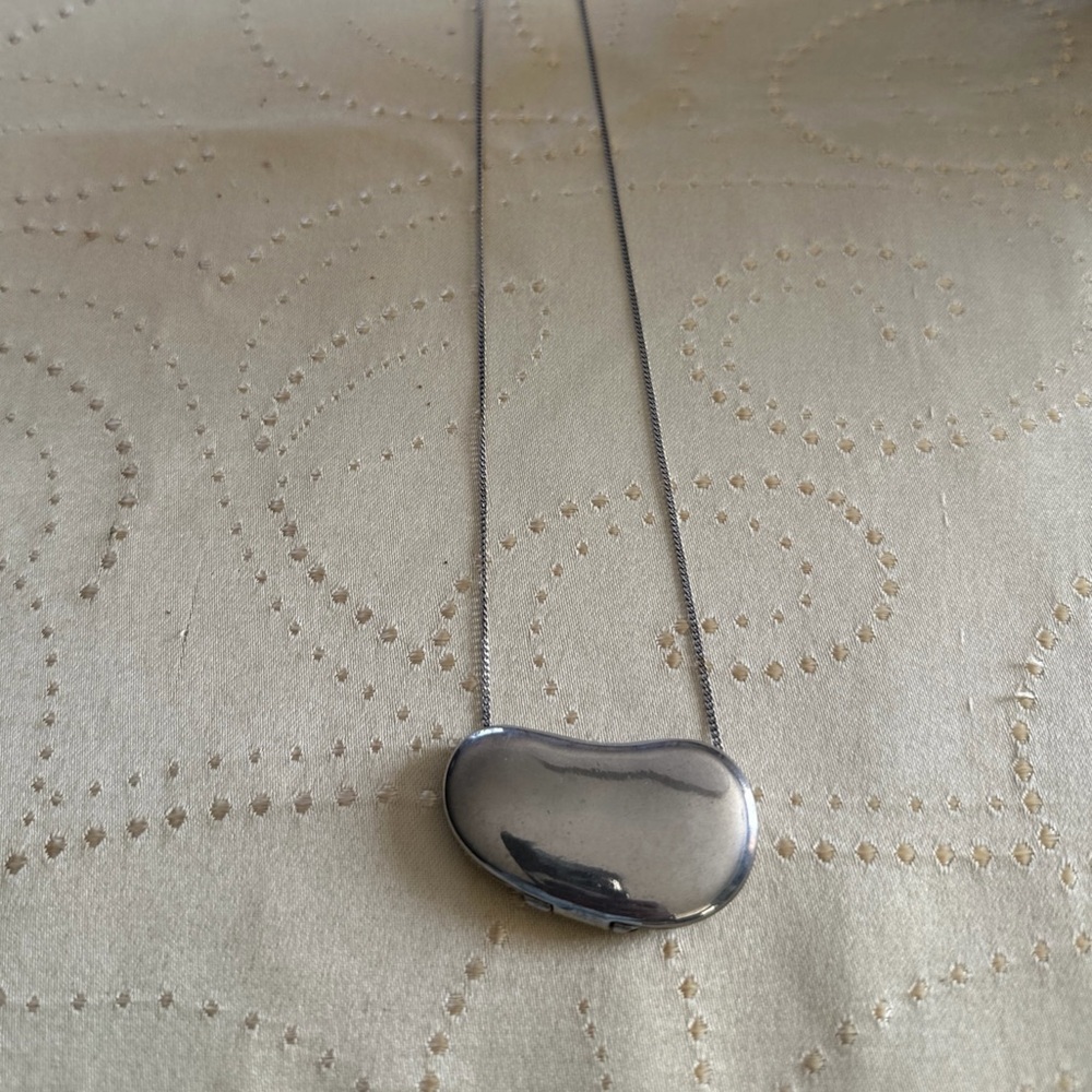Halston Elsa Peretti Bean Necklace